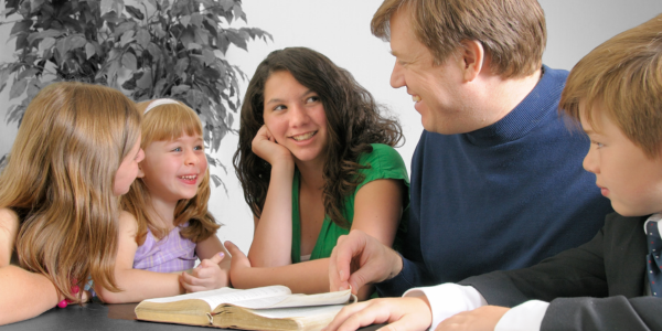 Building Good Habits: How to Use the Hymnal for Daily Family Devotions